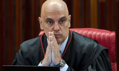 Ministro Alexandre de Moraes determina a suspensão da rede social X no Brasil