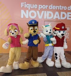 Cães e gatos poderão ser adotados, no Mogi Shopping, com a participação de personagens infantis