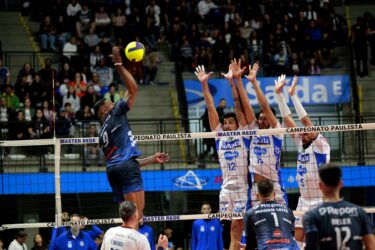 A uma vitória do título paulista, o Suzano Vôlei enfrenta o Vôlei Renata neste domingo (13)