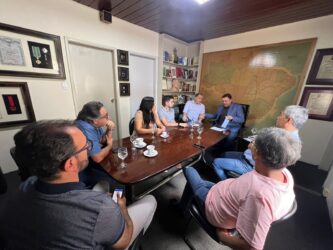 Deputado Damasio reúne bancada de vereadores eleita pelo PL para discutir projetos para Mogi