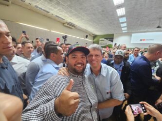 Prefeito Pedro Ishi busca investimentos com governador para revitalização da Casa de Agricultura