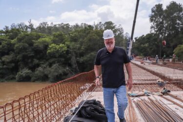 Tarifa zero, nova escola e obras: veja o que o prefeito de Guararema fez nos 100 dias de gestão