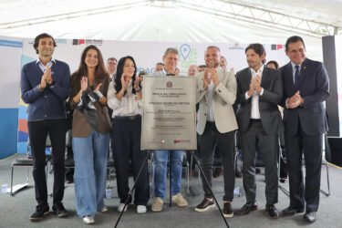 Em Itaquá, Tarcísio de Freitas anuncia inauguração da maternidade de Braz Cubas em outubro deste ano