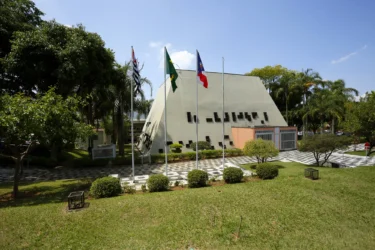 Câmara inicia 2º semestre com projetos sobre publicidade, urbanismo e mercado de trabalho 50+