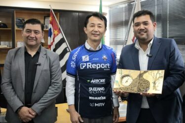 Embaixador do Japão no Brasil, Teiji Hayashi, visita Suzano pela primeira vez na história