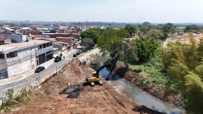 Limpeza do Rio Jaguari em Suzano retira 650 toneladas de lixo e protege bairros das cheias