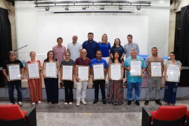 Escolas de Suzano são premiadas por destaque no Saresp 2024 com o “Prêmio Excelência Educacional”
