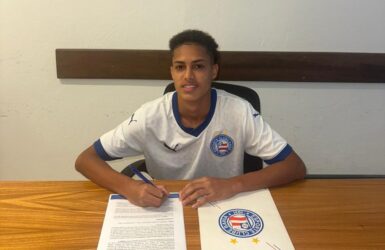 Diego Citriniti, jovem atleta de Mogi, assina contrato para integrar o time de base do Bahia