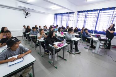 Estado quer incluir segurança no trânsito no currículo escolar para formar cidadãos mais conscientes