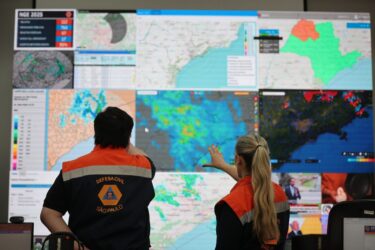 Chuvas intensas colocam Litoral Norte e Grande São Paulo em alerta no Ano Novo