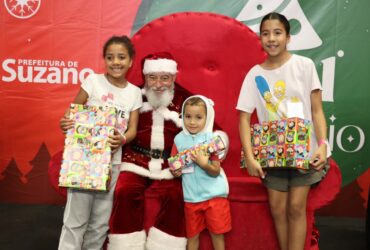 “Natal Solidário” do Fundo Social doa cestas básicas e presenteia 800 crianças na Arena Suzano
