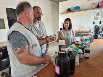 Laboratório clandestino é interditado em Suzano por falsificação de remédios para emagrecer