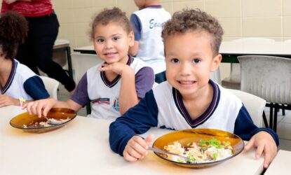 Educação municipal inicia ano letivo com cardápio especial para alunos com restrição alimentar