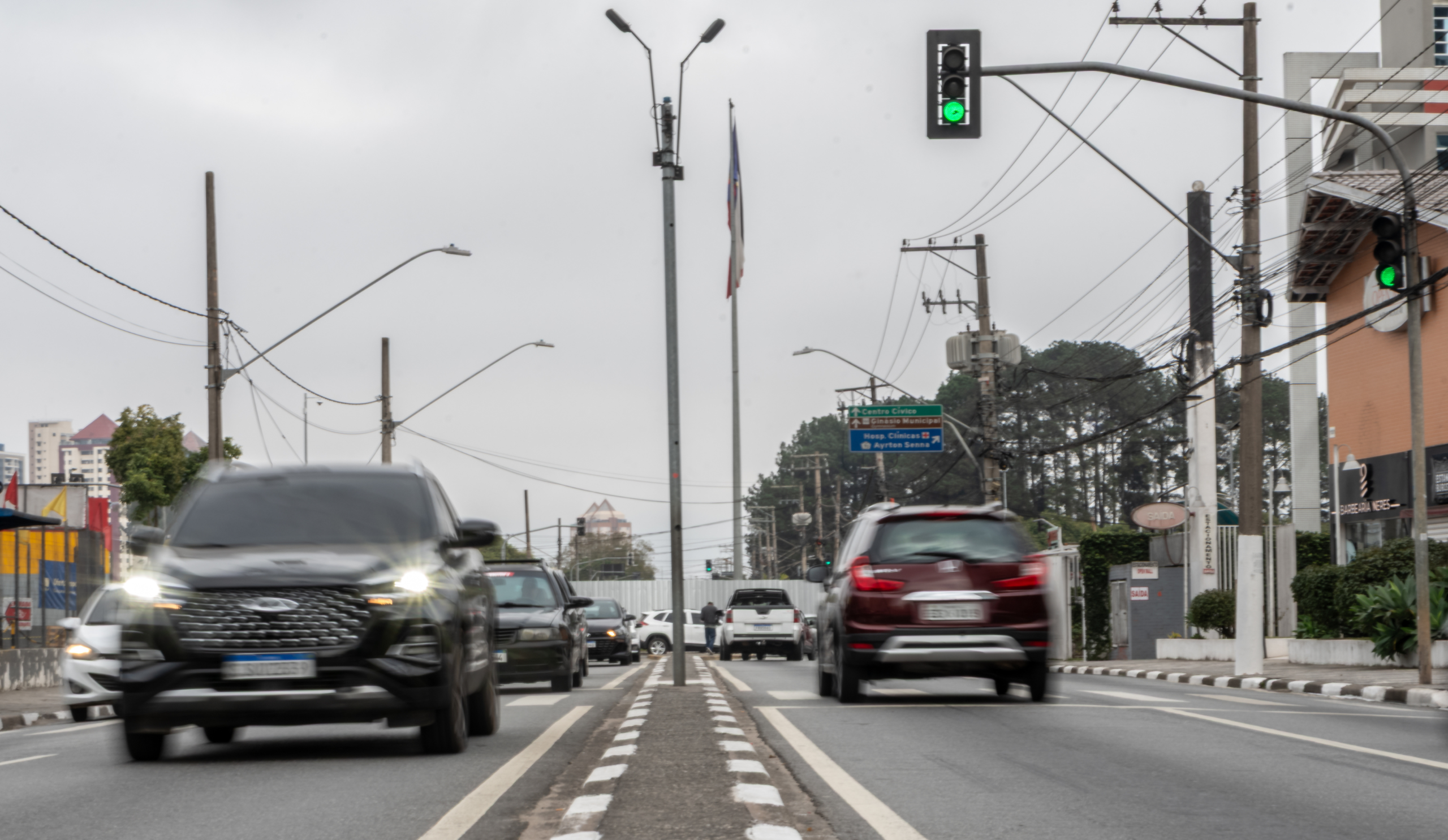 Prefeitura inicia mudanças viárias no Nova Mogilar para reorganizar fluxo de veículos