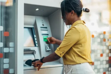 Feriado de Páscoa: bancos fecham na Sexta-feira Santa (3) para atendimento presencial em todo o País