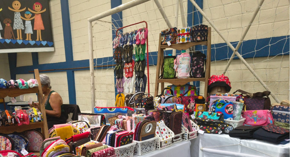 Feira de Artesanato da APAE de Mogi das Cruzes reúne 30 artesãos em evento beneficente em maio