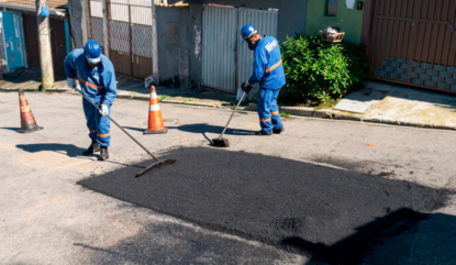 Tem buraco na sua rua? Mande um whatsapp para o novo número e a Prefeitura de Mogi atende