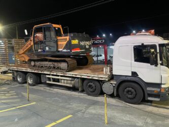 Caminhão roubado na Capital é recuperado pela PM de Mogi na rodovia Mogi-Salesópolis