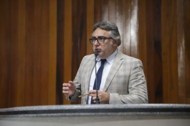 Moção de autoria do vereador Farofa apela ao governador por mais vagas de hemodiálise em Mogi