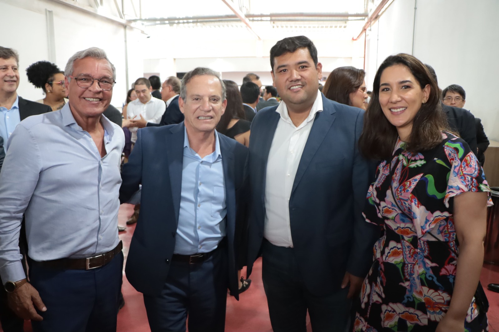 Prefeito de Suzano busca atrair investimentos em encontro com lideranças brasileiras e japonesas