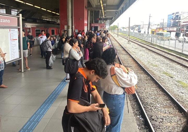 Circulação de trens entre Suzano e Mogi é normalizada após falha em locomotiva na manhã desta sexta