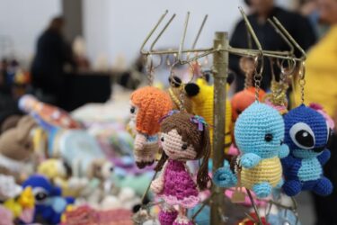 Feira de artesanato para o Dia das Mães reúne 40 expositores em Suzano
