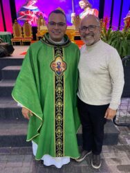 Vereador Edson Santos presta homenagem ao Santuário Nossa Senhora Desatadora dos Nós