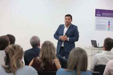 Prefeito de Suzano amplia diálogo com indústrias para fortalecer economia local