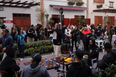 Vila Hélio terá samba ao vivo no sábado (9) e café especial de Dia das Mães no domingo (10), em Mogi