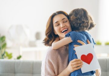 Dia das Mães deve impulsionar vendas em 8% no comércio de Mogi, projeta a Associação Comercial