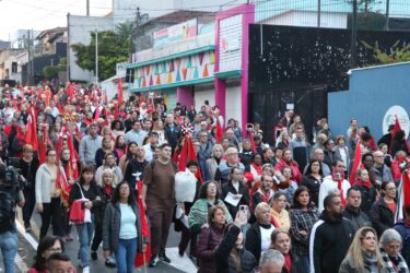 Alvoradas da Festa do Divino reúnem multidão no primeiro fim de semana e emocionam fiéis em Mogi