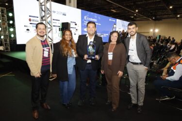 Suzano conquista prêmio InovaCidade 2026 com sistema inovador de avaliação da educação básica