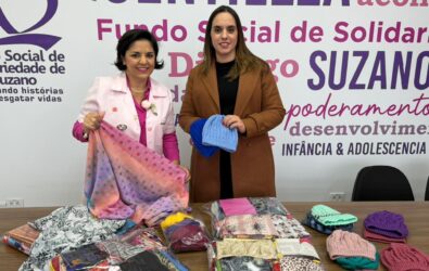 Fundo Social de Suzano doa toucas, lenços e turbantes para mulheres em tratamento contra o câncer