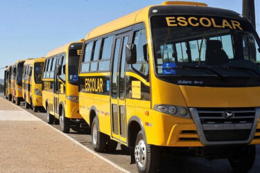 Prefeitura remaneja 32 motoristas envolvidos em processo e amplia contrato com empresa privada