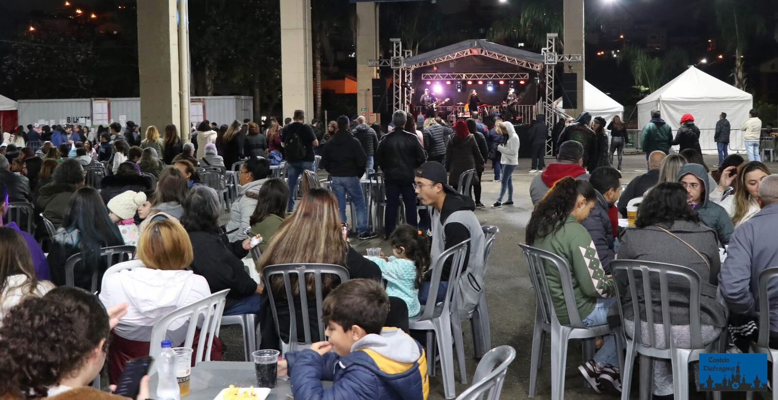 Festa do Divino tem shows neste sábado e altera programação de domingo por causa do jogo do Brasil