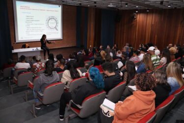 Vigilância Sanitária de Suzano promove curso de boas práticas para profissionais da alimentação