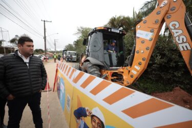 Prefeitura e Sabesp iniciam obras de rede de água para beneficiar 147 imóveis na Vila dos Baianos