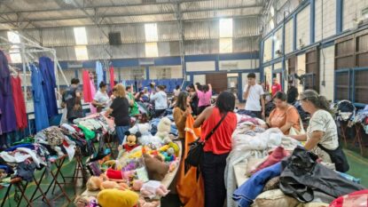 Bazar Esther Casella da APAE de Mogi terá roupas, calçados e itens seminovos por R$ 10,00