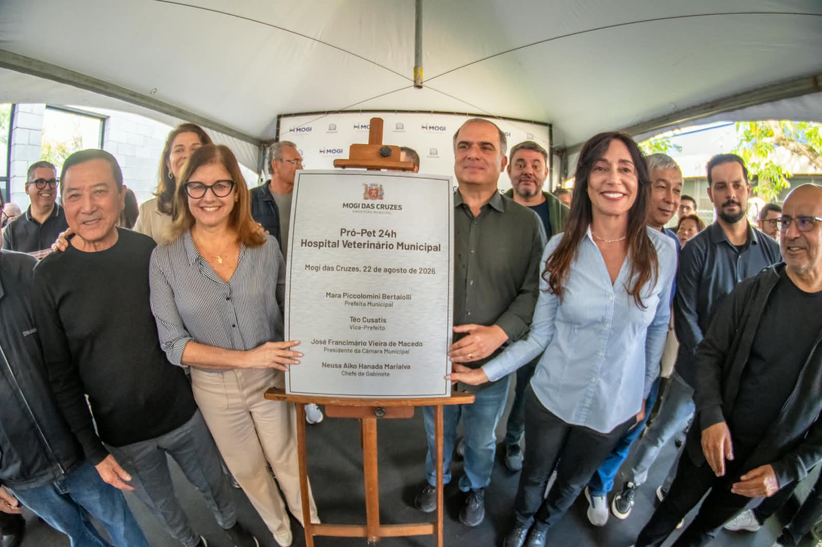 Prefeita Mara inaugura hospital veterinário municipal e apresenta novas medidas para proteção animal