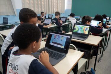 Consulta pública para construção do Plano Municipal de Educação é aberta em Suzano