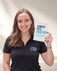 Júlia Schiavi retorna ao Brasil com novo projeto sobre posicionamento e futuro digital