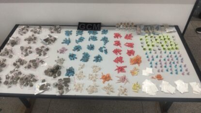 GCM de Suzano apreende 6,52 kg de drogas e prende cinco suspeitos em quatro ocorrências