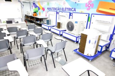 Suzano recebe carreta do Caminho da Capacitação com 45 vagas para curso de jogos digitais e apps