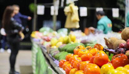 Nova Feira Noturna de Jundiapeba estreia neste sábado (26) com gastronomia e hortifruti