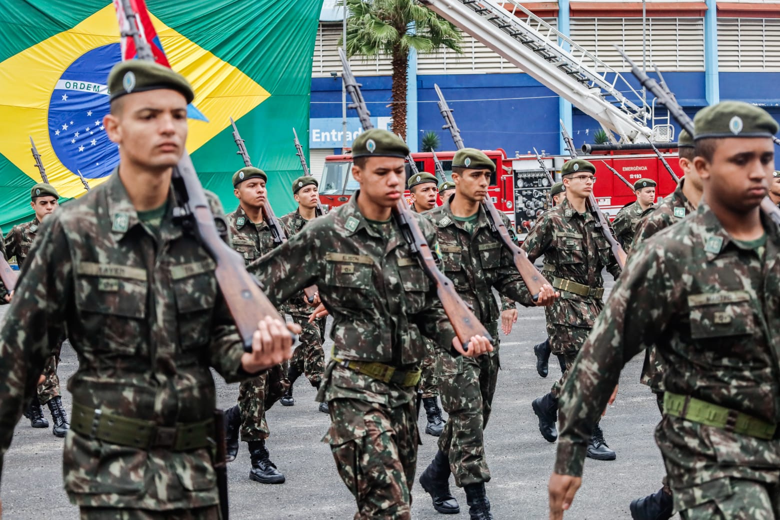 Suzano resgata tradição do desfile cívico-militar de Sete de Setembro e reúne mil pessoas no evento