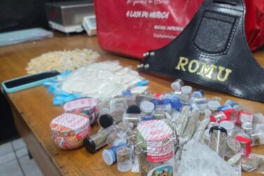 GCM, por meio da Romu, apreende 759 porções de cocaína e 90 de maconha durante ação em Suzano