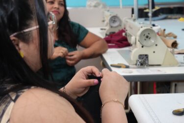 Oportunidade: cursos de costura têm 92 vagas gratuitas abertas nas regiões norte e sul de Suzano