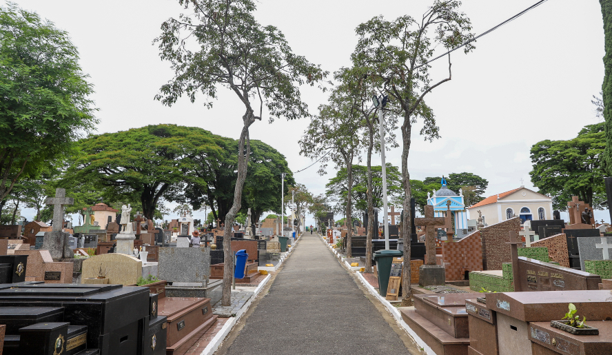 Finados: famílias têm até 28 de outubro para fazer reformas em sepulturas em Mogi