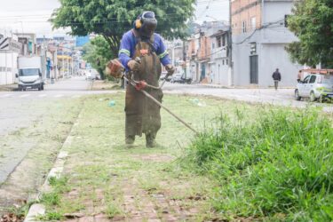 Zeladoria intensifica serviços de limpeza e manutenção em mais de 50 pontos da cidade de Suzano