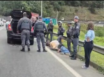 Homem de 52 anos é sequestrado em Mogi, mas PM encontra vítima e prende três marginais na Mogi-Dutra
